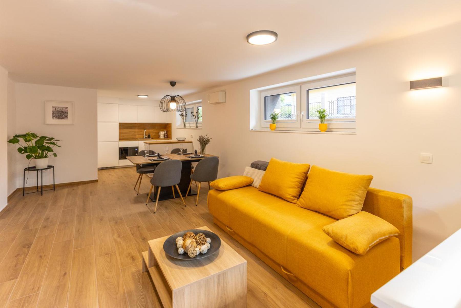Apartmaji Klavdija Lubiana Esterno foto